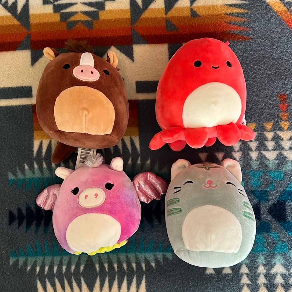 LOT of four small Squishmallows